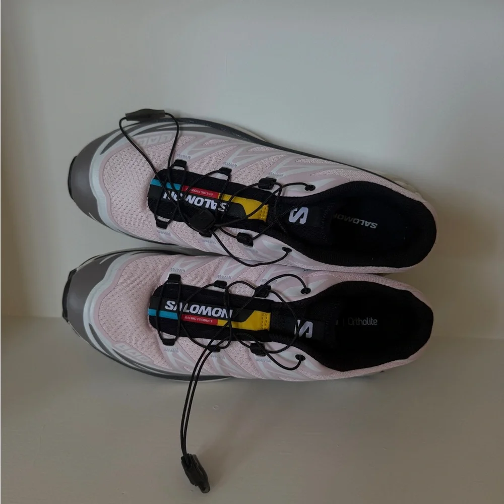 NWOT Salomon XT6 cloudburst icy pink